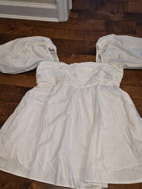 Abercrombie & Fitch White Puff Sleeve Off-Shoulder Dress- Double Lined